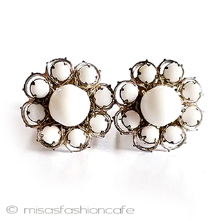 （画像用） ミリアムハスケル　 ミルクガラスのお花