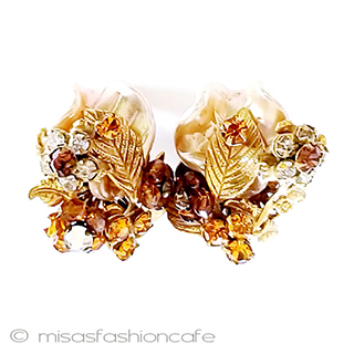 （画像用） Robert　イヤリング バロックパールRSの花