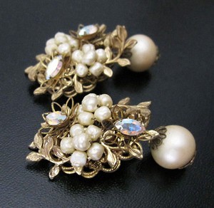 （画像用） Ｈａｓｋｅｌｌ　デザイナー Ｅｕｇｅｎｅ　イヤリング