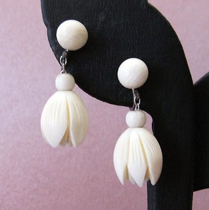 (image for) Antique & Vintage