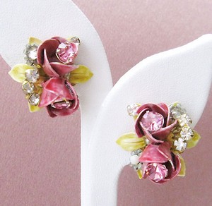 （画像用） Robertお花イヤリング