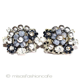 （画像用） Original by Robert グレーパール花イヤリング