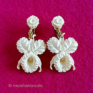 （画像用） ヴィンテージイヤリング セルロイド　蘭の花