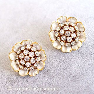 （画像用） ＳＡＮＤＯＲ　イヤリング クリスタルのお花