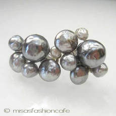 （画像用） Vogue ヴォーグ刻印 バロックパール イヤリング