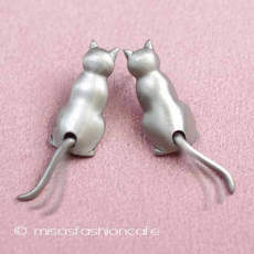 （画像用） 猫ねこ　ピアス