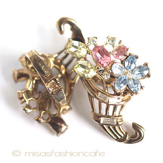 （画像用） クラウン　トリファリ Ｔｒｉｆａｒｉ　お花ブーケ