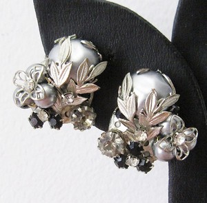 （画像用） パールRS花イヤリング