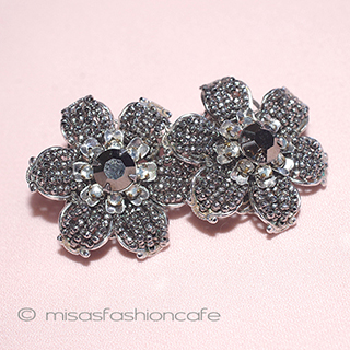 （画像用） DeMario　イヤリング シルバーフラワー