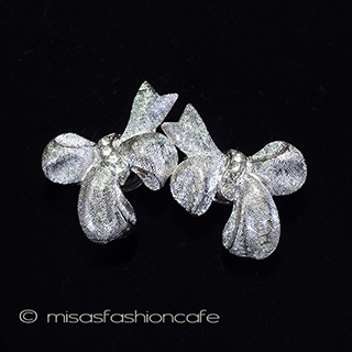 （画像用） ヴィンテージアクセサリー りぼん　トリファリ