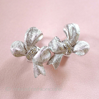 （画像用） ヴィンテージアクセサリー りぼん　トリファリ