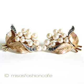 （画像用） Trifari　 トリファリ パールの花イヤリング