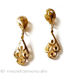 （画像用） Trifari　 トリファリ 金レース・ドロップ