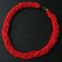 （画像用） 編みこみガラス　ネックレス