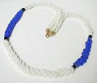 （画像用） ガラス編みネックレス