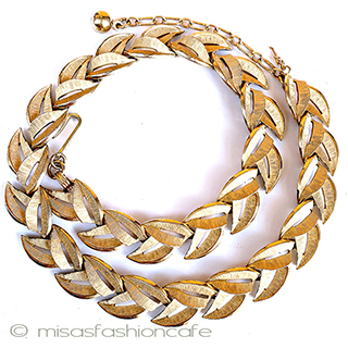 （画像用） Ｔｒｉｆａｒｉ　 トリファリ 金リーフ　ネックレス