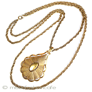 （画像用） Trifari　 トリファリ ２連　ネックレス