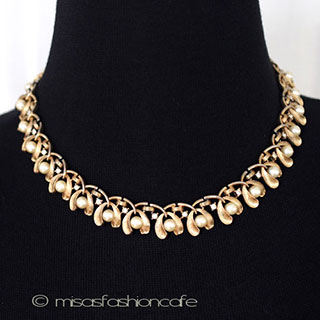 （画像用） Trifari　 トリファリ 宿り木　ネックレス