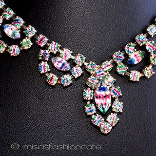 （画像用） アイリスガラス　ネックレス