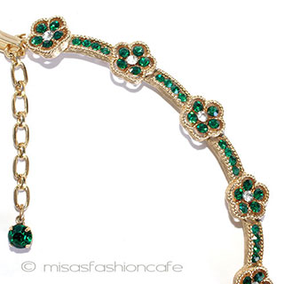 （画像用） Trifari　 トリファリ エメラルドRSの花