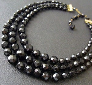 (image for) Antique & Vintage