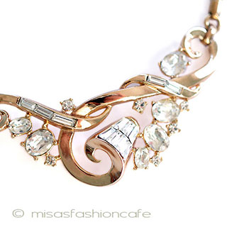 （画像用） Ｔｒｉｆａｒｉ　 トリファリ クリスタル　ネックレス