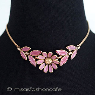 （画像用） Ｔｒｉｆａｒｉ　 トリファリ ガラスの花　ネックレス