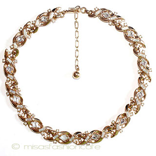 （画像用） Ｔｒｉｆａｒｉ　 トリファリ クリスタル　ネックレス