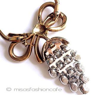 （画像用） Ｔｒｉｆａｒｉ　 トリファリ 1950年葡萄ネックレス