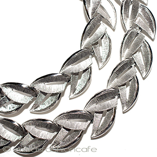 （画像用） Ｔｒｉｆａｒｉ　 トリファリ 透かし銀葉　ネックレス