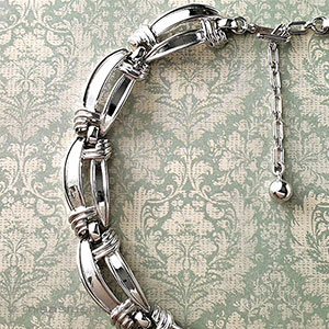 （画像用） Trifari　 トリファリ 編み込みネックレス