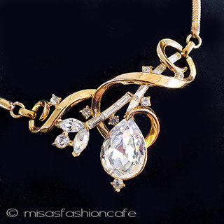 （画像用） Ｔｒｉｆａｒｉ　 トリファリ １９５１年　ネックレス