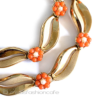 （画像用） Ｔｒｉｆａｒｉ　 トリファリ コーラル小花　ネックレス