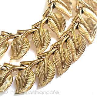 （画像用） Ｔｒｉｆａｒｉ　 トリファリ 金リーフ　ネックレス