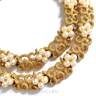 （画像用） Trifari　 トリファリ パール小花　ネックレス