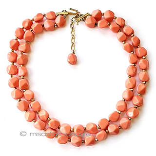 （画像用） ヴィンテージジュエリー トリファリ２連コーラル