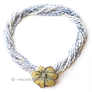 （画像用） ヴィンテージジュエリー トリファリ　お花９連