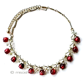 （画像用） ヴィンテージジュエリー Coroコロ　ベリー