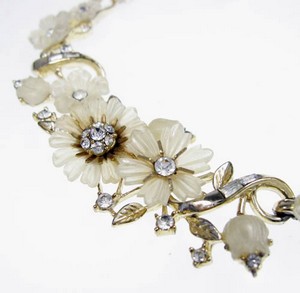 （画像用） Coroコロペガサス お花ネックレス