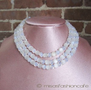 （画像用） Trifari　トリファリ　 　3連グラス ネックレス