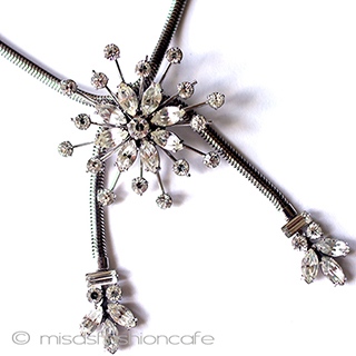 （画像用） Krementz　花ネックレス 14Kgf　ホワイトゴールド