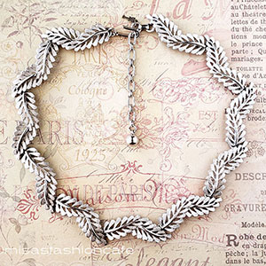 （画像用） Trifari　トリファリ 透かし銀葉ネックレス