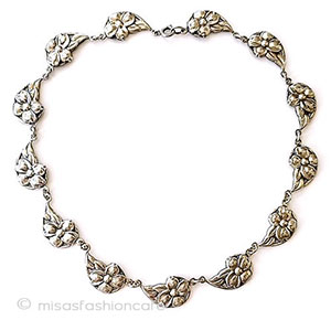 （画像用） スターリング　ネックレス 銀製　ハナミズキのお花