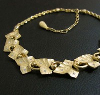 （画像用） 金のアイビー　ネックレス