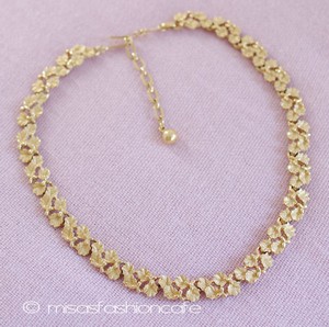 （画像用） Trifari　トリファリ ゴールドリーフ　ネックレス