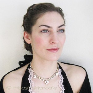 （画像用） ミルクガラス　ネックレス