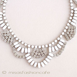 （画像用） ミルクガラス　ネックレス