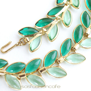 （画像用） Ｔｒｉｆａｒｉ　 トリファリ ガラスの葉　ネックレス