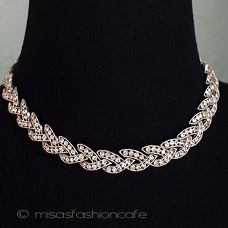 （画像用） Ｔｒｉｆａｒｉ　 トリファリ クリスタル　ネックレス