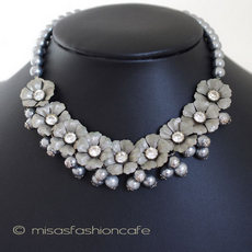 （画像用） フラワーｘパール ネックレス